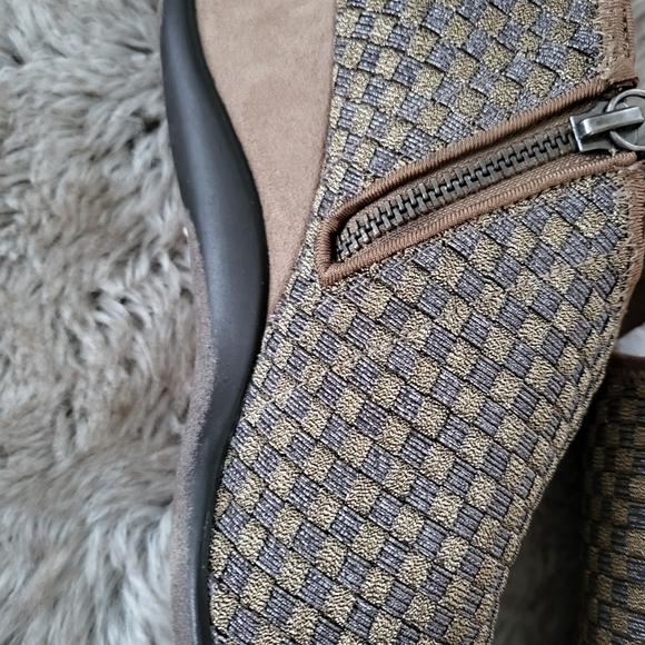 Zee Alexis Hand-Woven Ankle Booties Wedge Shoes Size 39 - Picture 8 of 8